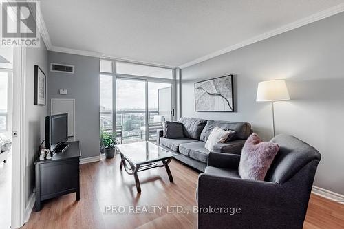 1224 - 18 Mondeo Drive, Toronto (Dorset Park), ON - Indoor Photo Showing Living Room