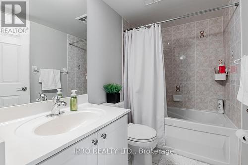 1224 - 18 Mondeo Drive, Toronto (Dorset Park), ON - Indoor Photo Showing Bathroom