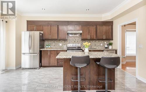 58 Havelock Gate, Markham, ON - Indoor Photo Showing Kitchen