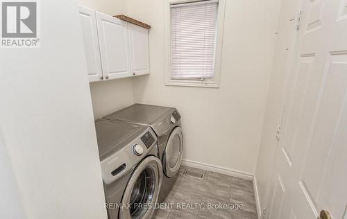 58 Havelock Gate, Markham, ON - Indoor Photo Showing Laundry Room