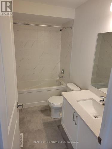 4 Bayberry Drive, Adjala-Tosorontio (Colgan), ON - Indoor Photo Showing Bathroom