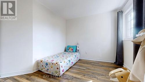 27 Boxhill Road, Markham (Milliken Mills East), ON - Indoor Photo Showing Bedroom