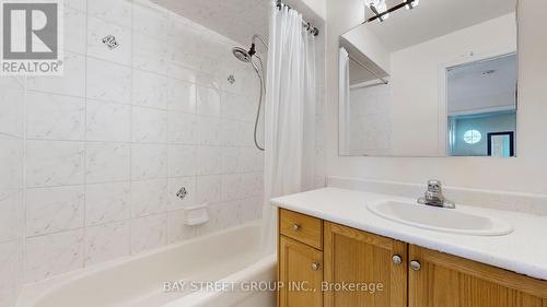 27 Boxhill Road, Markham (Milliken Mills East), ON - Indoor Photo Showing Bathroom