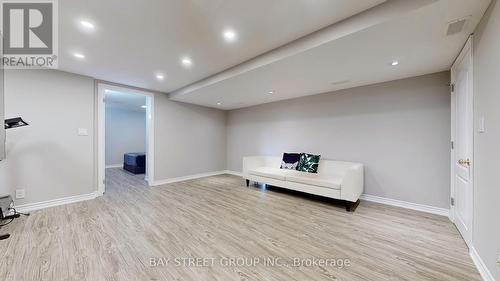 27 Boxhill Road, Markham (Milliken Mills East), ON - Indoor