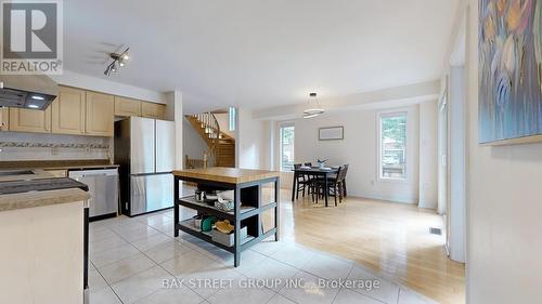 27 Boxhill Road, Markham (Milliken Mills East), ON - Indoor Photo Showing Kitchen