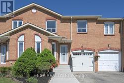 30 - 365 TAILFEATHER CRESCENT  Mississauga (Hurontario), ON L4Z 2Z8