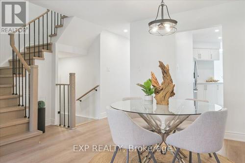 30 - 365 Tailfeather Crescent, Mississauga, ON - Indoor Photo Showing Dining Room