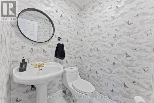 3358 Tallmast Crescent, Mississauga (Erin Mills), ON - Indoor Photo Showing Bathroom