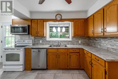 43 Kensington Avenue, Brantford, ON - Indoor Photo Showing Kitchen With Double Sink