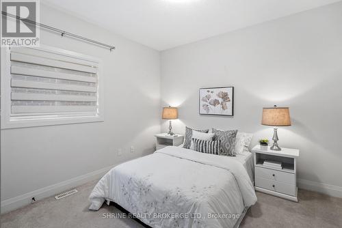 464 Sophia Crescent Road, London, ON - Indoor Photo Showing Bedroom