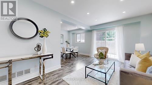 1 - 1000 Bridletowne Circle, Toronto (L'Amoreaux), ON - Indoor Photo Showing Living Room