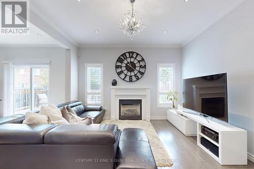 12 Maffey Crescent, Richmond Hill, ON - Indoor Photo Showing Living Room With Fireplace