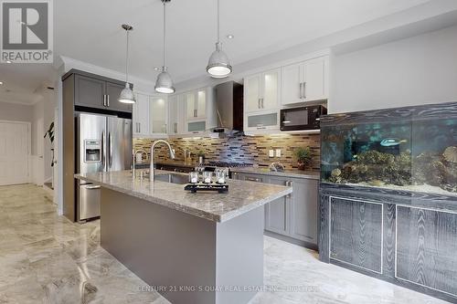 12 Maffey Crescent, Richmond Hill, ON - Indoor Photo Showing Kitchen With Stainless Steel Kitchen With Upgraded Kitchen