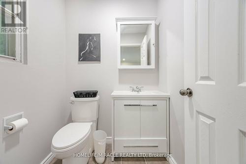 25 - 2825 Gananoque Drive, Mississauga, ON - Indoor Photo Showing Bathroom