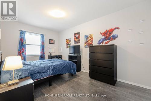 25 - 2825 Gananoque Drive, Mississauga (Meadowvale), ON - Indoor Photo Showing Bedroom