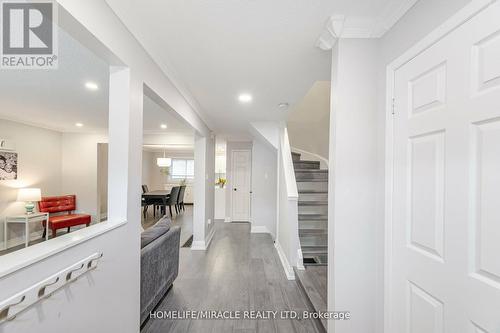 25 - 2825 Gananoque Drive, Mississauga, ON - Indoor Photo Showing Other Room