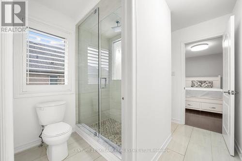 3270 Etude Drive, Mississauga (Malton), ON - Indoor Photo Showing Bathroom