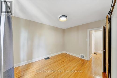 55 East 13Th Street, Hamilton (Inch Park), ON - Indoor Photo Showing Other Room