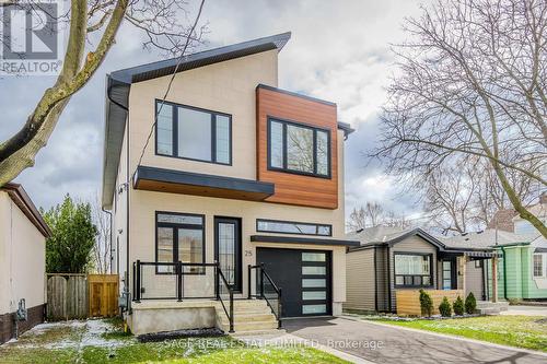 25 Shadyside Avenue, Hamilton (Macassa), ON - Outdoor With Facade