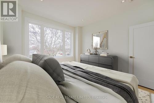 25 Shadyside Avenue, Hamilton (Macassa), ON - Indoor Photo Showing Bedroom