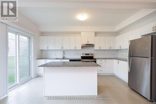 30 Fennell Street, Southgate, ON - Indoor Photo Showing Kitchen With Stainless Steel Kitchen