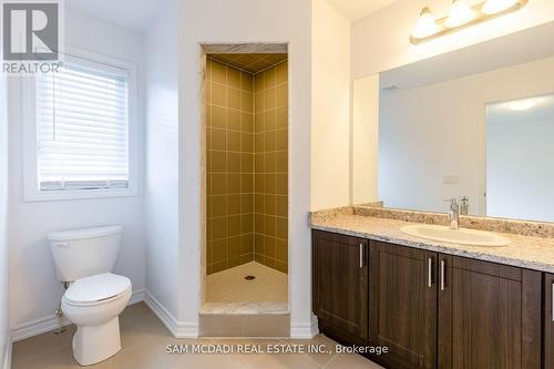 30 Fennell Street, Southgate, ON - Indoor Photo Showing Bathroom