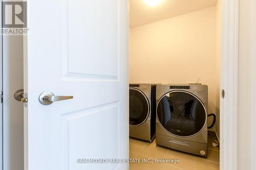 30 Fennell Street, Southgate, ON - Indoor Photo Showing Laundry Room