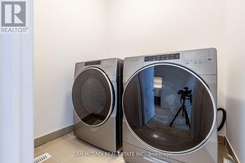 30 Fennell Street, Southgate, ON - Indoor Photo Showing Laundry Room