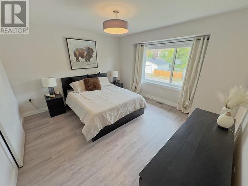 109 Abbey Road, Princeton, BC - Indoor Photo Showing Bedroom