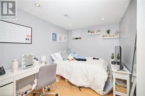 29 Natalie Court, Thorold (Confederation Heights), ON - Indoor Photo Showing Bedroom