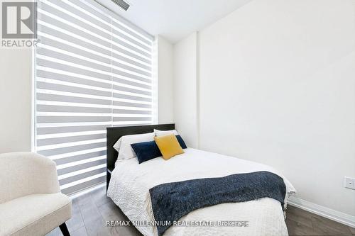 101 - 65 Watergarden Drive, Mississauga (Hurontario), ON - Indoor Photo Showing Bedroom