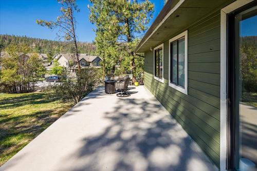 1724 Keloka Drive, West Kelowna, BC - Outdoor With Deck Patio Veranda