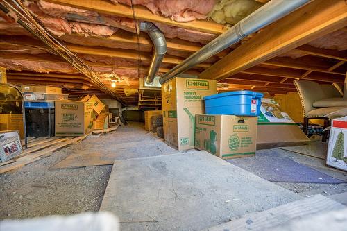 1724 Keloka Drive, West Kelowna, BC - Indoor Photo Showing Basement