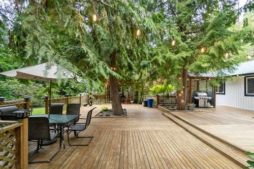 9048 Hummingbird Drive, Swansea Point, BC - Outdoor