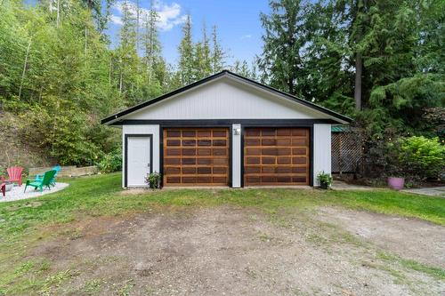 9048 Hummingbird Drive, Swansea Point, BC - Outdoor