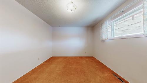 6 Willow Crescent, Osoyoos, BC - Indoor Photo Showing Other Room