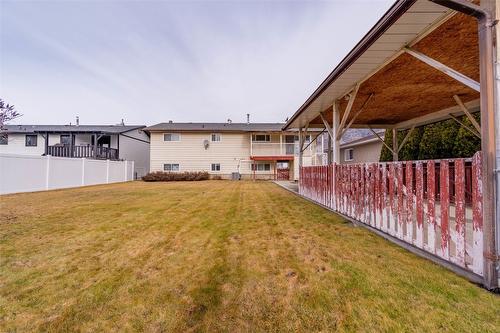 6 Willow Crescent, Osoyoos, BC - Outdoor With Exterior