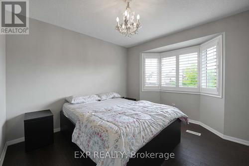 27 Beattie Crescent, Cambridge, ON - Indoor Photo Showing Bedroom