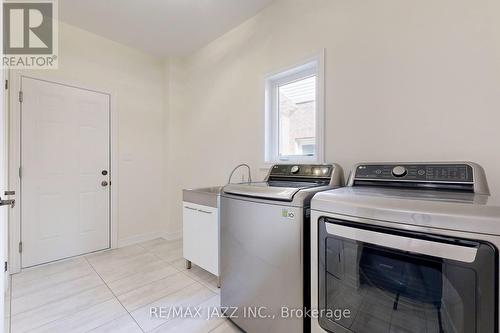 269 Bruce Cameron Drive, Clarington (Bowmanville), ON - Indoor Photo Showing Laundry Room