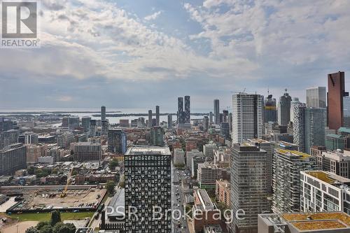 5209 - 181 Dundas Street E, Toronto (Church-Yonge Corridor), ON - Outdoor With View