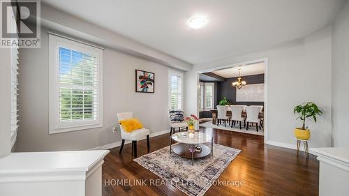 1643 Coldstream Drive, Oshawa (Taunton), ON - Indoor Photo Showing Living Room