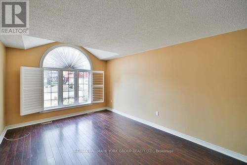 16 Noble Drive, Bradford West Gwillimbury (Bradford), ON - Indoor Photo Showing Other Room