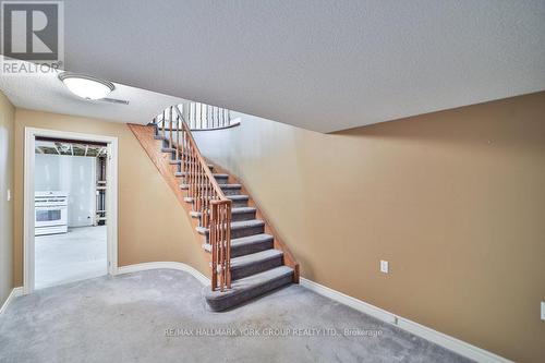 16 Noble Drive, Bradford West Gwillimbury (Bradford), ON - Indoor Photo Showing Other Room