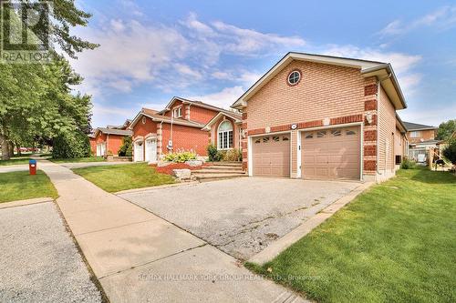 16 Noble Drive, Bradford West Gwillimbury, ON - Outdoor With Facade