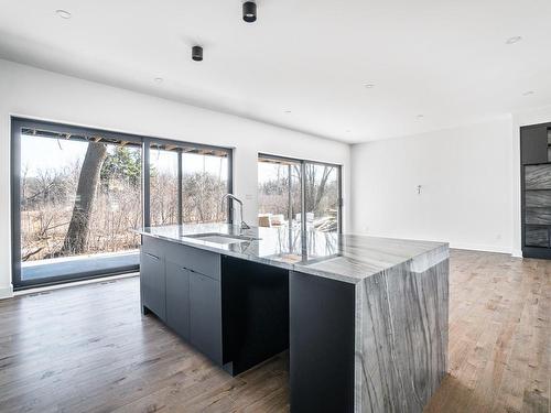 Kitchen - 23 Av. Morgan, Senneville, QC - Indoor Photo Showing Other Room