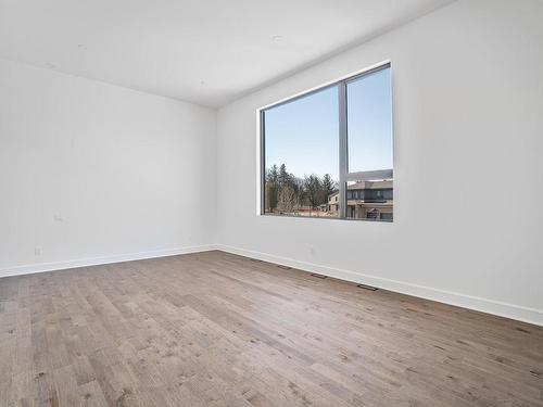 Master bedroom - 23 Av. Morgan, Senneville, QC - Indoor Photo Showing Other Room