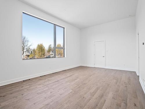 Master bedroom - 23 Av. Morgan, Senneville, QC - Indoor Photo Showing Other Room