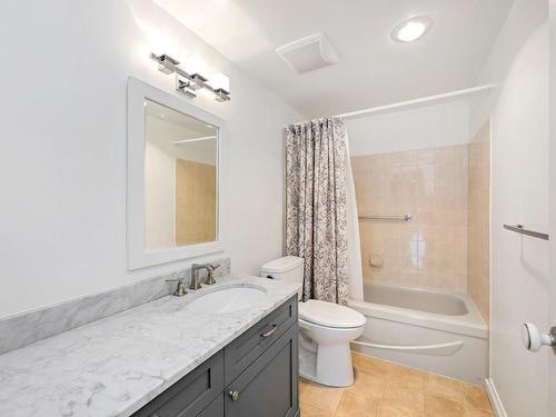 506-420 Linden Ave, Victoria, BC - Indoor Photo Showing Bathroom