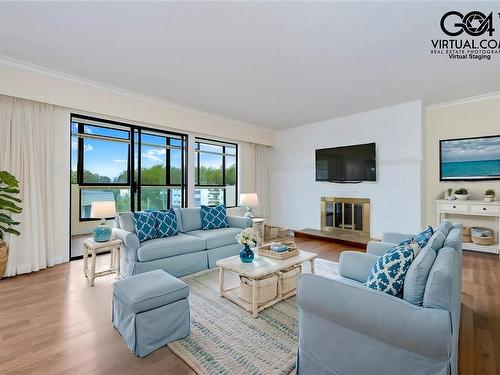 506-420 Linden Ave, Victoria, BC - Indoor Photo Showing Living Room With Fireplace