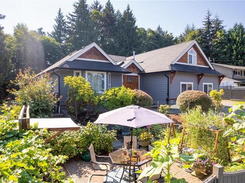 1532 Sunrise Dr, French Creek, BC 